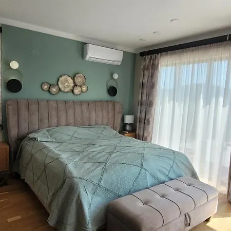 A 别墅 Skála Marión